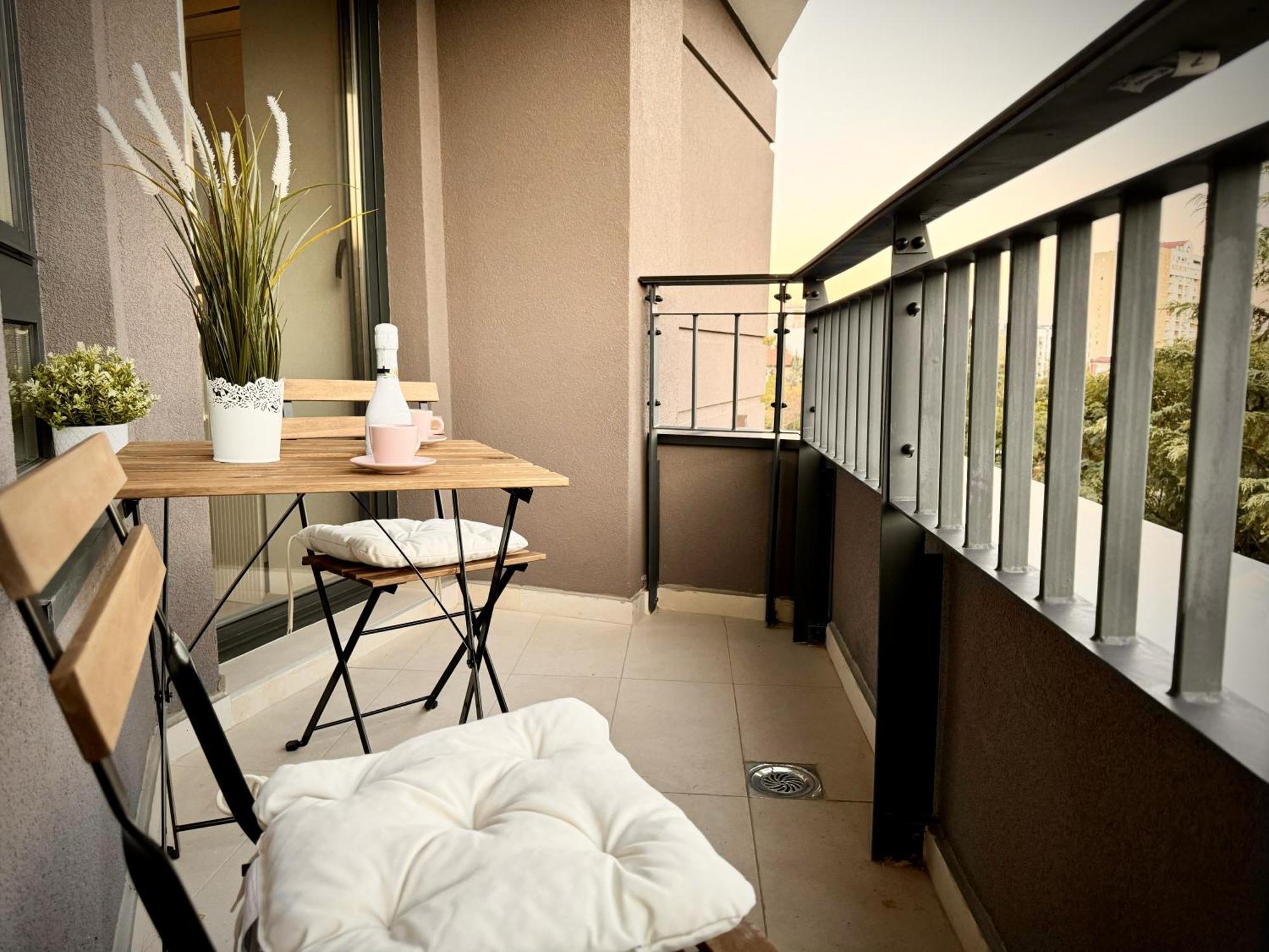 Maria Luxury Apartment Skopje Ngoại thất bức ảnh