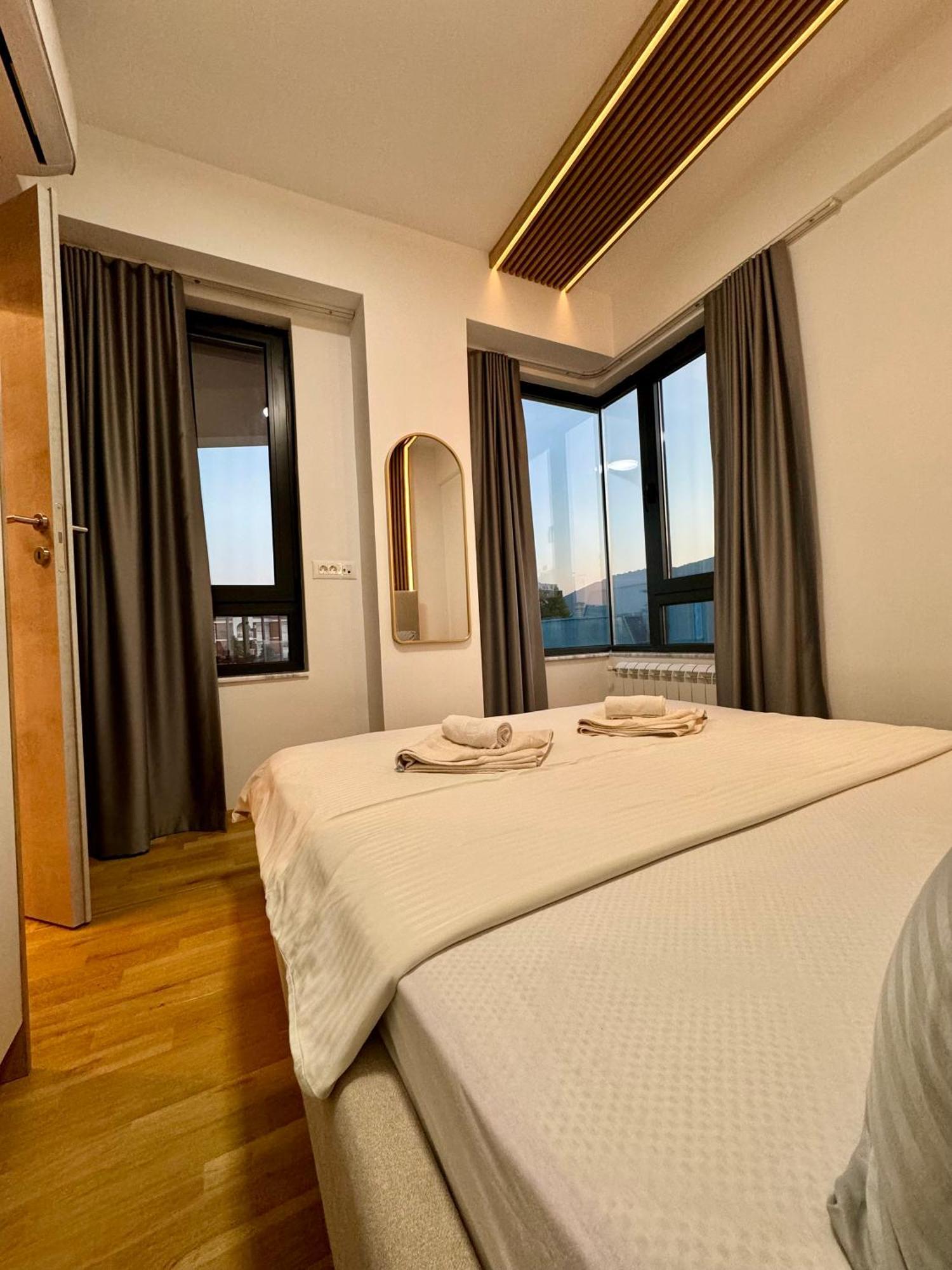 Maria Luxury Apartment Skopje Ngoại thất bức ảnh